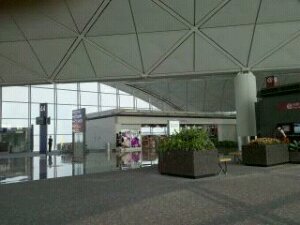 Hong Kong International Airport wpid wp 1290390885120 Hong Kong International Airport